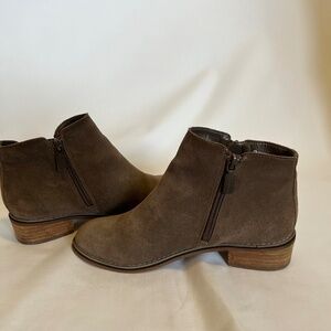 Women's Blondo Liam Waterproof Bootie, Dark Taupe Sued, Size 7.5M
